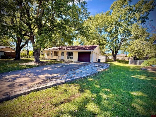 1122 CYNTHIA SQ, MOUNTAIN HOME, AR 72653 - Image 96aaeea4c4a2472c8daae9a2168f5aeb/172590556