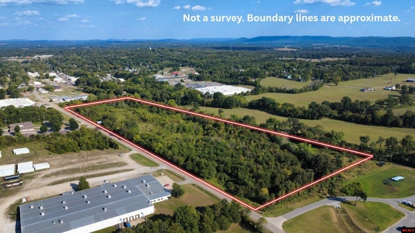 INDUSTRIAL PARK RD, FLIPPIN, AR 72634 - Image efe889fe13fa9a88a39934599bfca46e/3404987450