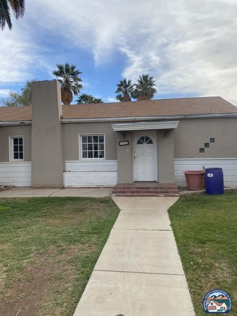 Photo of 581 Sandalwood Dr, El Centro, CA 92243 (MLS # 25620015IC)