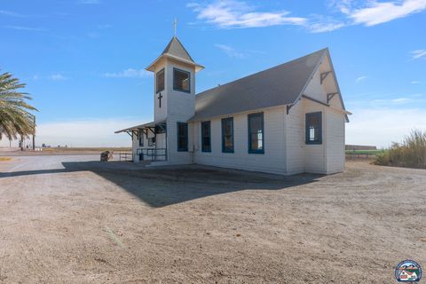 Photo of 1595 Blodgett Rd, Holtville, CA 92250 (MLS # 25509903IC)