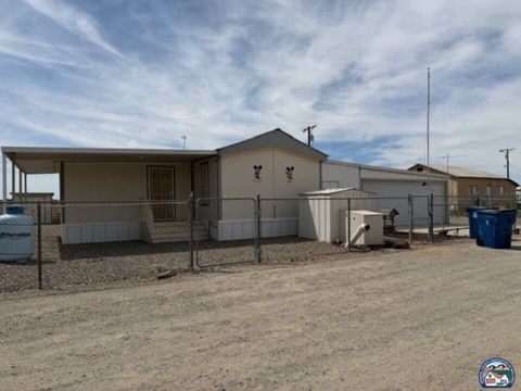 Photo of 1405 York Rd, Winterhaven, CA 92283 (MLS # 26745401IC)