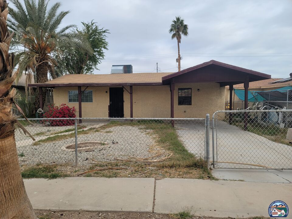 Photo 1 of 4 — 232 E Brighton Ave, El Centro, CA 92243