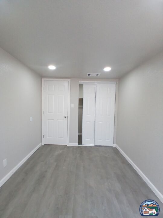114 E 5th St - Photo 2
