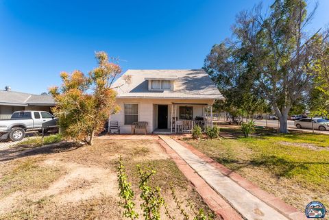 Photo of 704 Maple Ave, Holtville, CA 92250 (MLS # 26656047IC)
