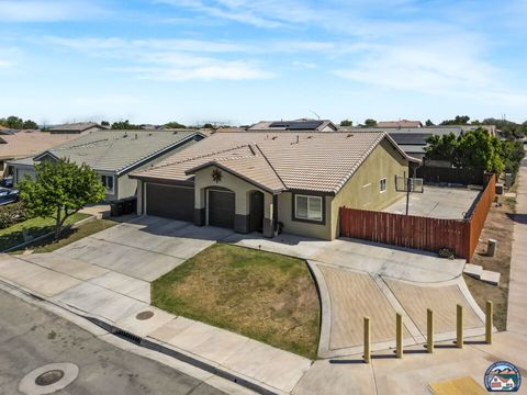 Photo of 1140 Bloomfield St, Heber, CA 92249 (MLS # 26666379IC)