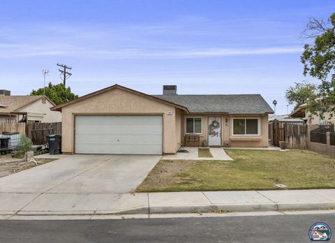 Photo of 812 Oak Ave, Holtville, CA 92250 (MLS # 26687967IC)