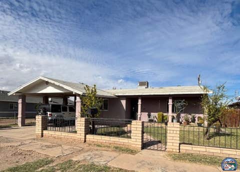 Photo of 842 W Euclid Ave, El Centro, CA 92243 (MLS # 26864171IC)