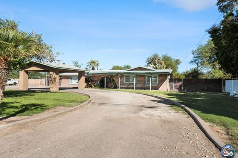 Photo of 1360 W Evan Hewes Hwy, El Centro, CA 92273 (MLS # 25611175IC)