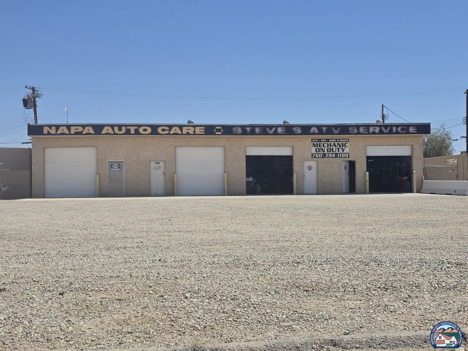 Photo 1 of 6 — 2104 Thomas R Cannell Rd, Salton City, CA 92274