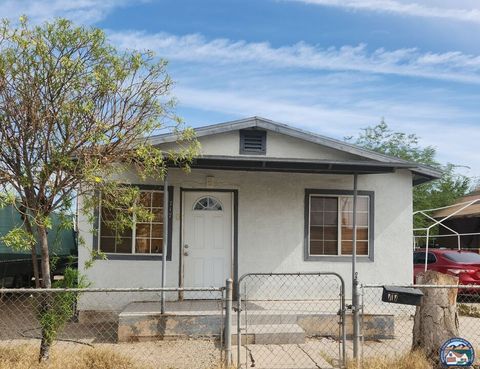 Photo of 717 E 4th St, Calexico, CA 92231 (MLS # 26773261IC)