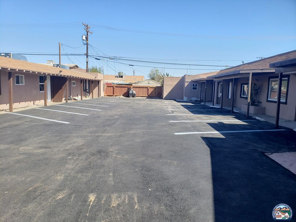 Photo 1 of 9 — 702 Adams Ave #9 Unit #9, El Centro, CA 92243