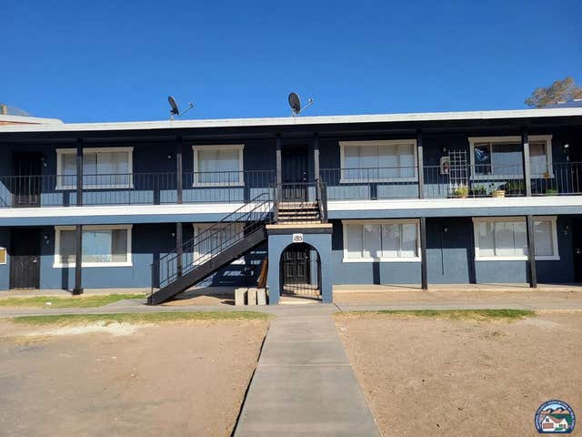 185  W D St Apt 2