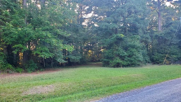36 1ST AVE, CALLAO, VA 22435 - Image 17413a9684f1ae2ee581ba46dcf5b1bb/2449717956