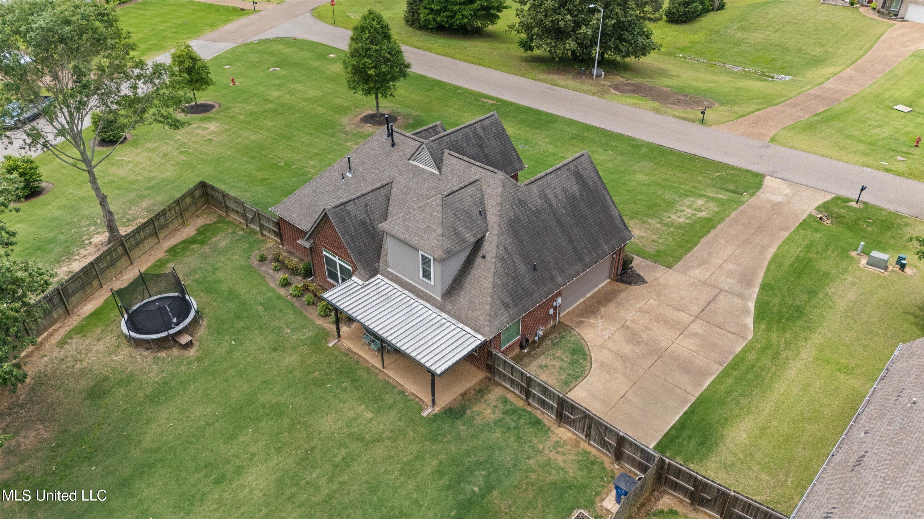 9727 Dorothy Drive, Olive Branch, Mississippi image 33