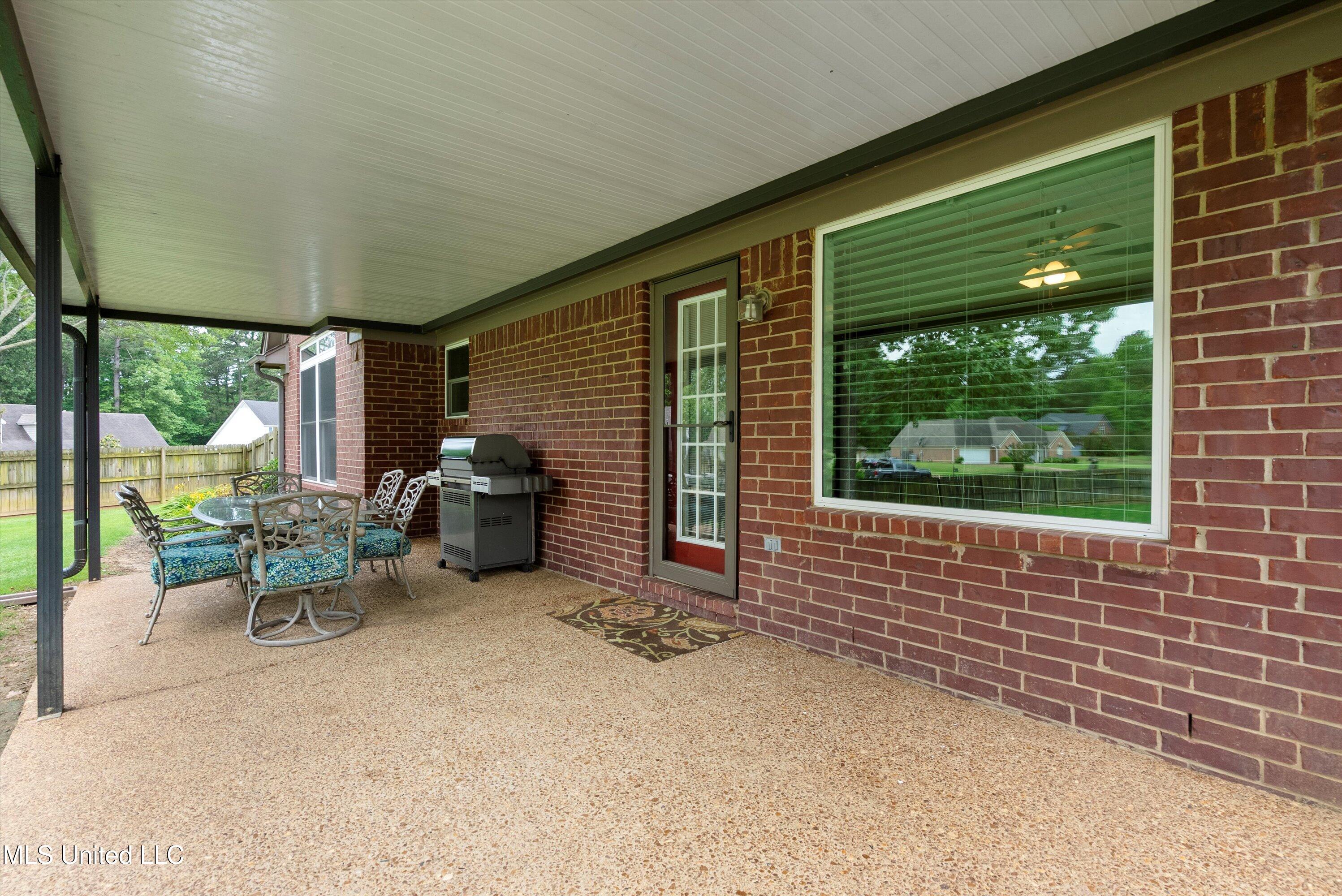 9727 Dorothy Drive, Olive Branch, Mississippi image 27