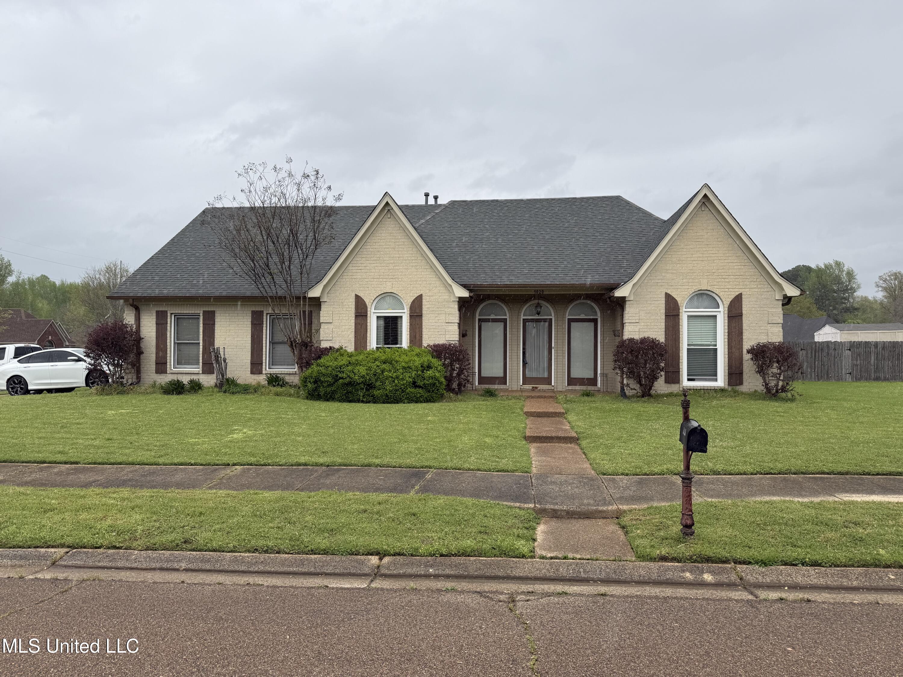 1020 Worthington Drive, Southaven, Mississippi image 1