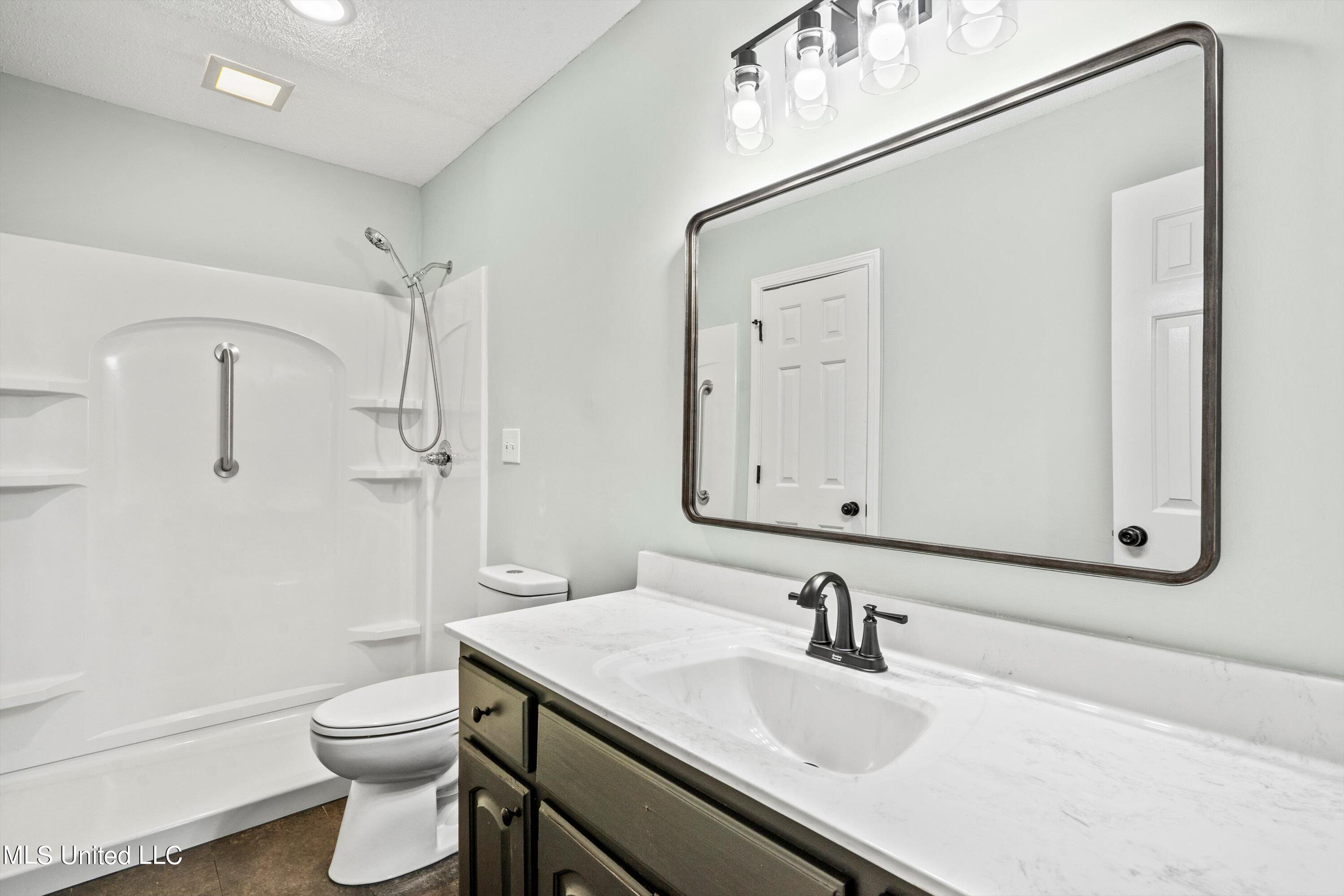 7188 Larkfield Cove, Olive Branch, Mississippi image 13