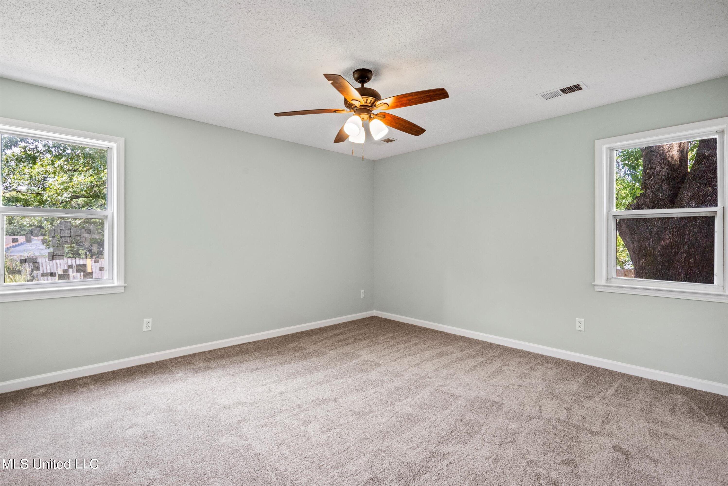 7188 Larkfield Cove, Olive Branch, Mississippi image 15