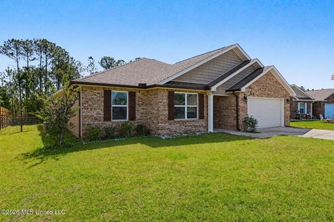 Homes For Sale - 35 Whisperwood Lane<br/> Ocean Springs, MS 39564