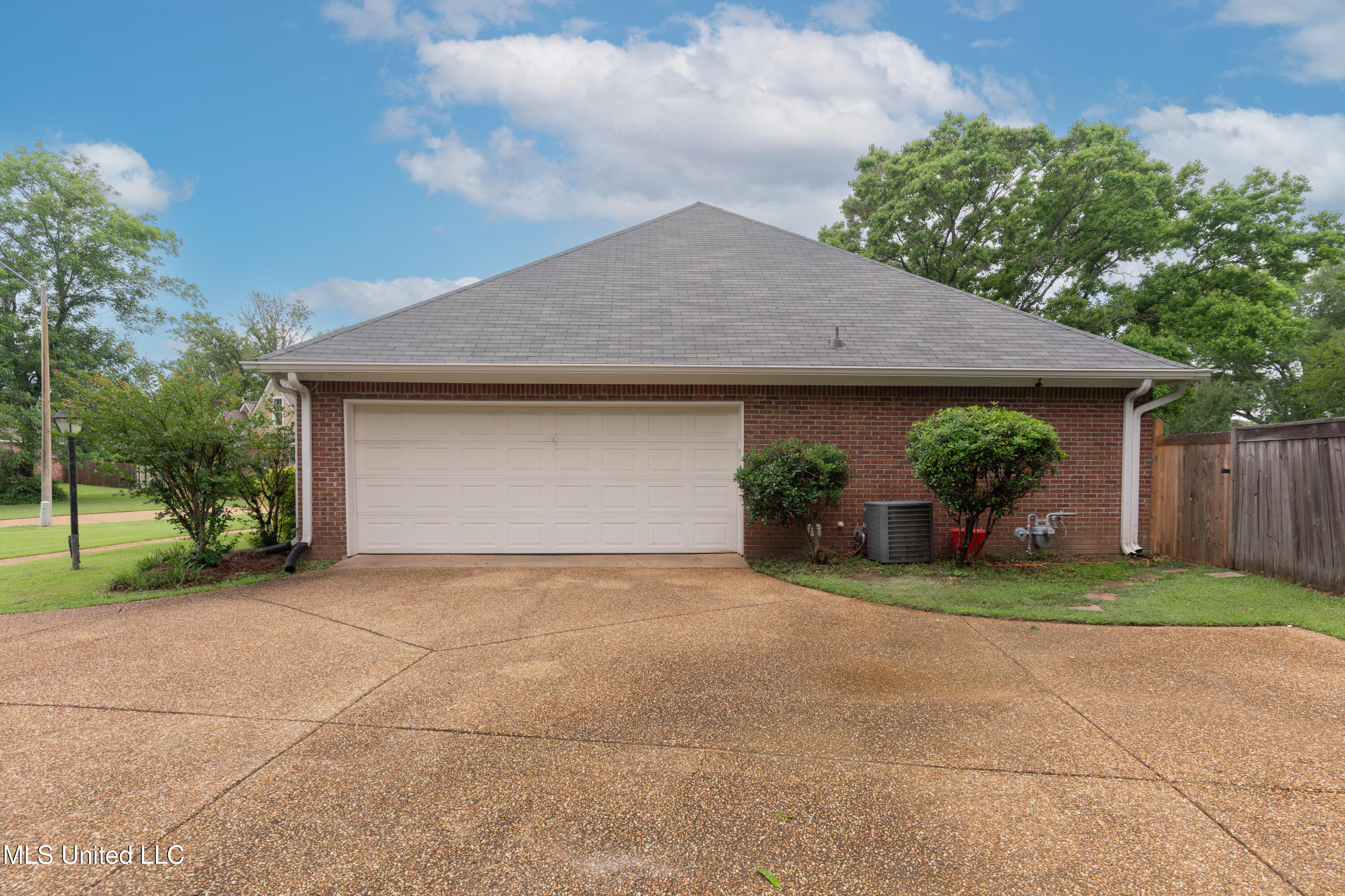 112 Buffalo Cove, Clinton, Mississippi image 7