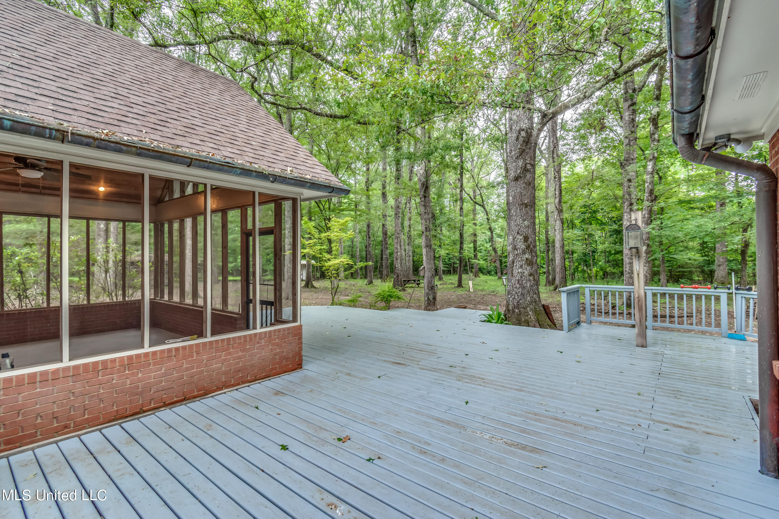 Terry, Mississippi 39170, United States, 3 Bedrooms Bedrooms, ,2 BathroomsBathrooms,Residential,Pending,54359