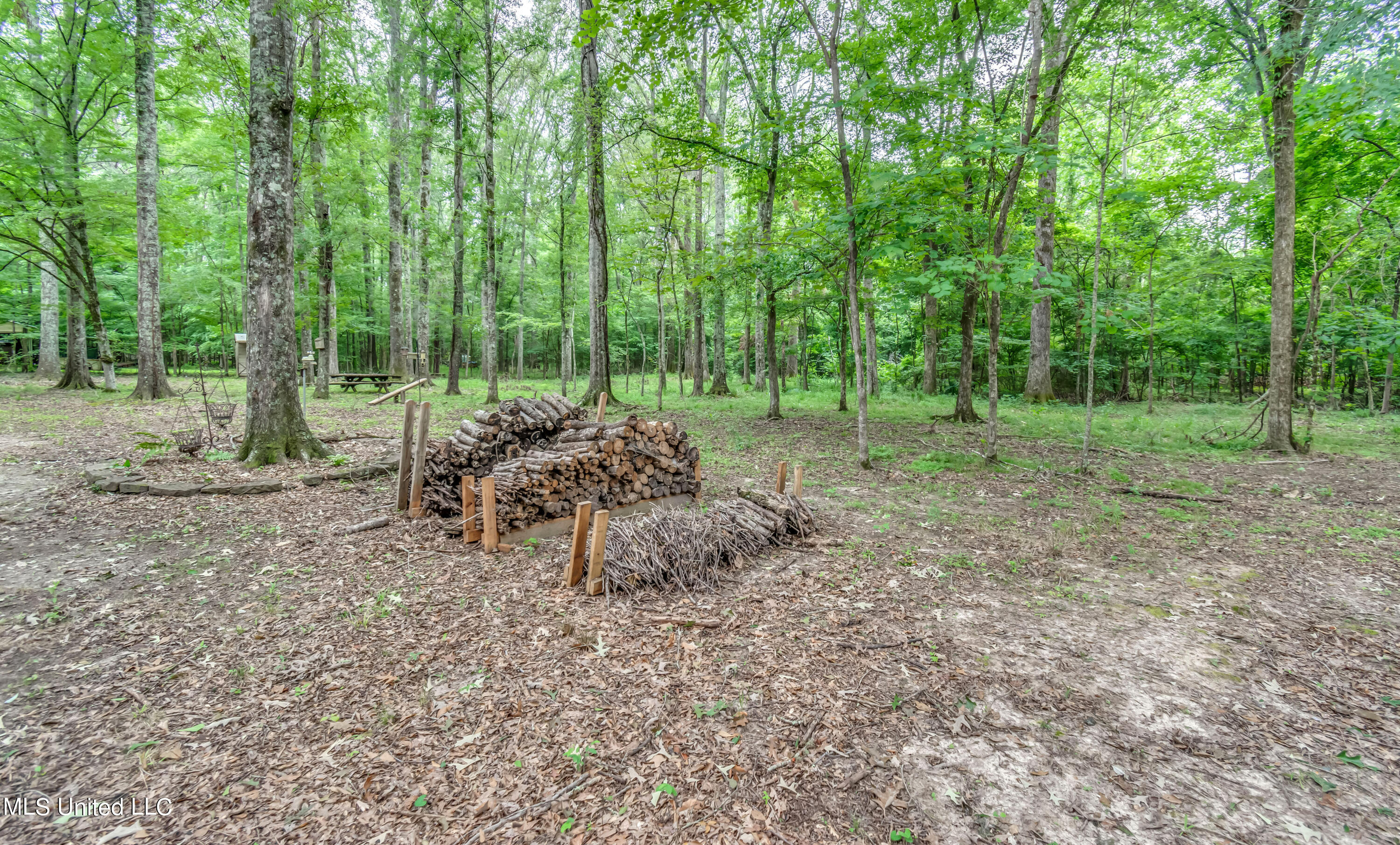 Terry, Mississippi 39170, United States, 3 Bedrooms Bedrooms, ,2 BathroomsBathrooms,Residential,Pending,54359