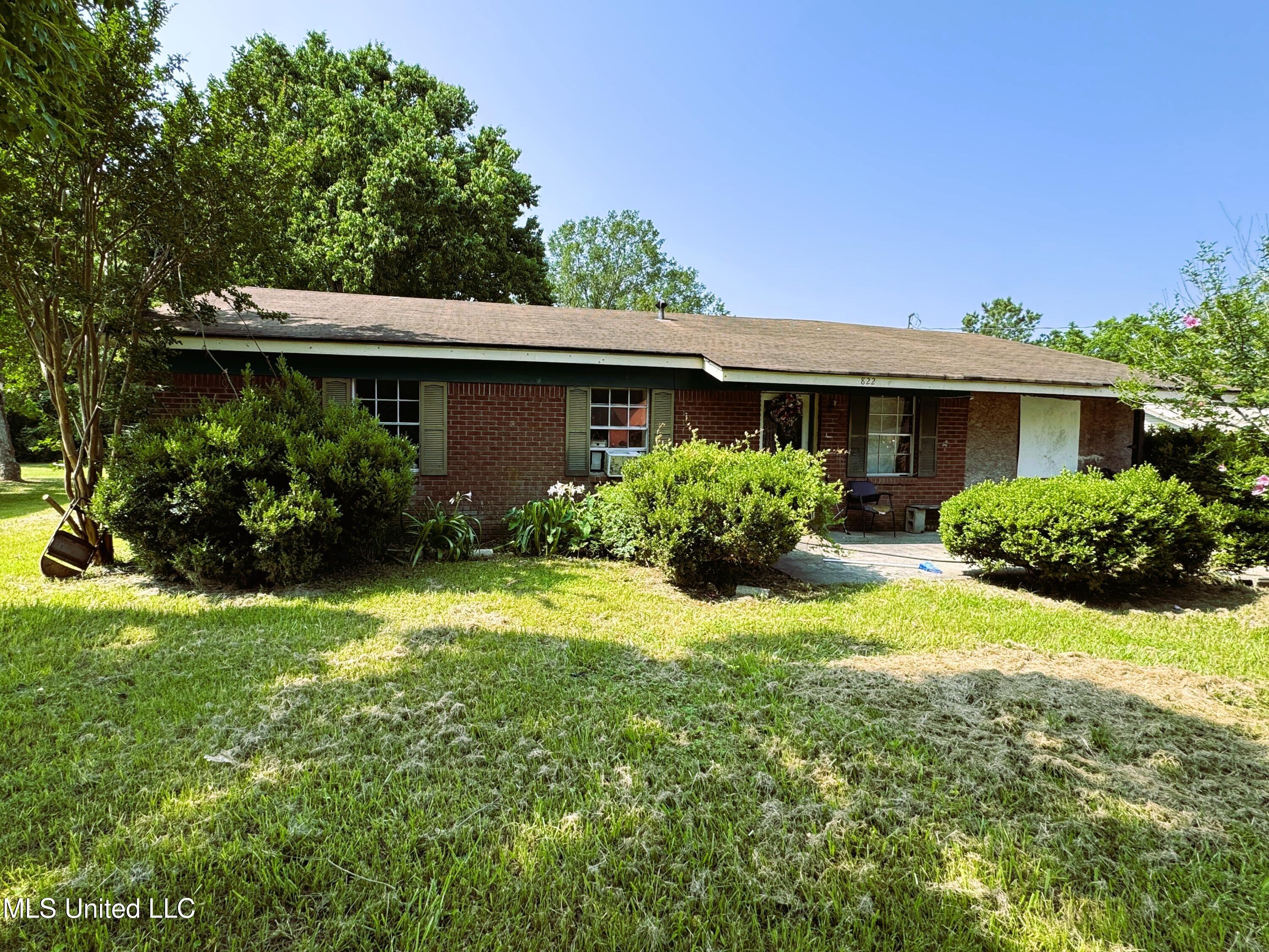 822 Laura Street, Hattiesburg, Mississippi image 2