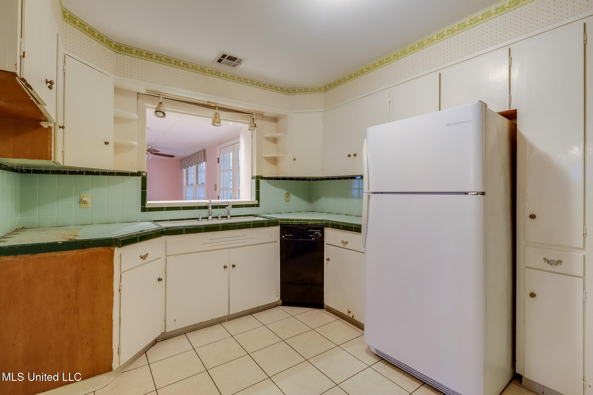 435 Forrest Avenue, Biloxi, Mississippi image 14
