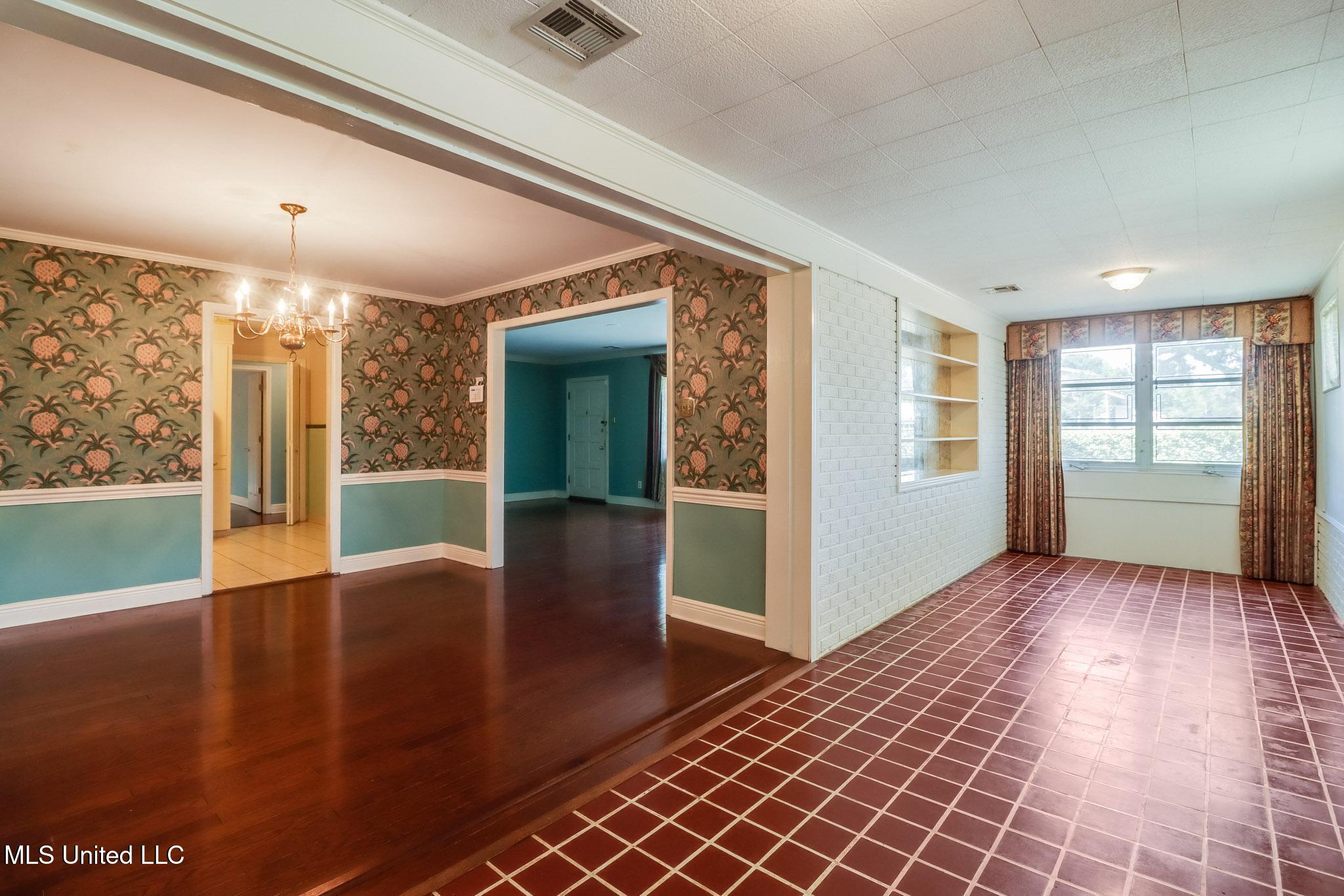 435 Forrest Avenue, Biloxi, Mississippi image 9