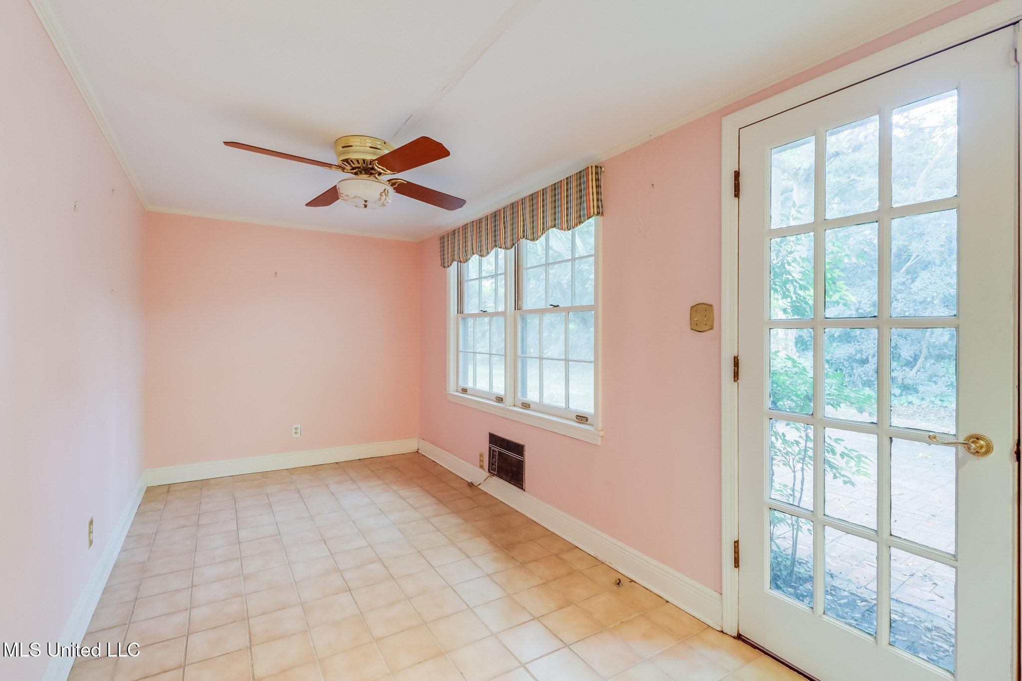 435 Forrest Avenue, Biloxi, Mississippi image 17