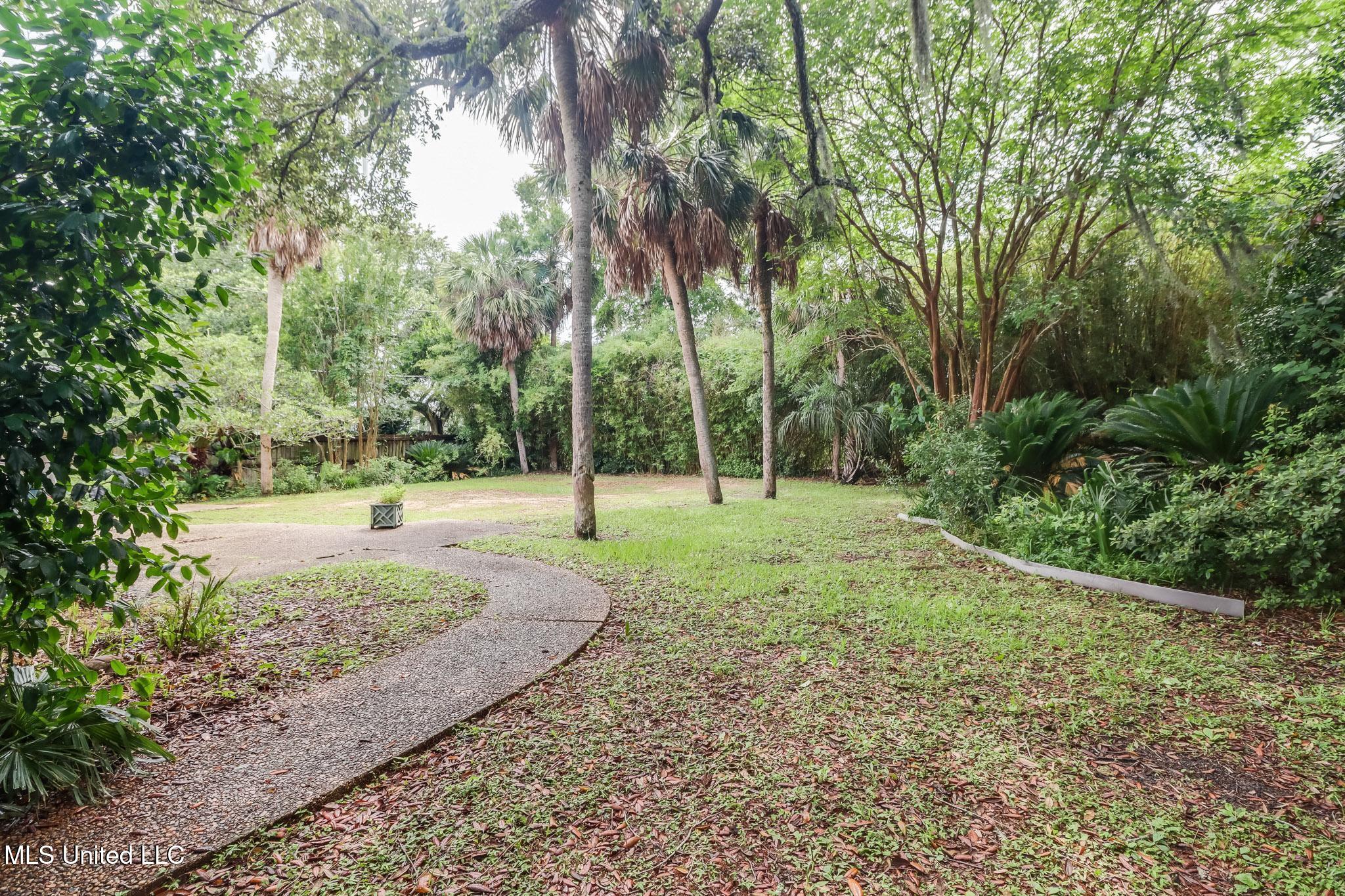 435 Forrest Avenue, Biloxi, Mississippi image 29