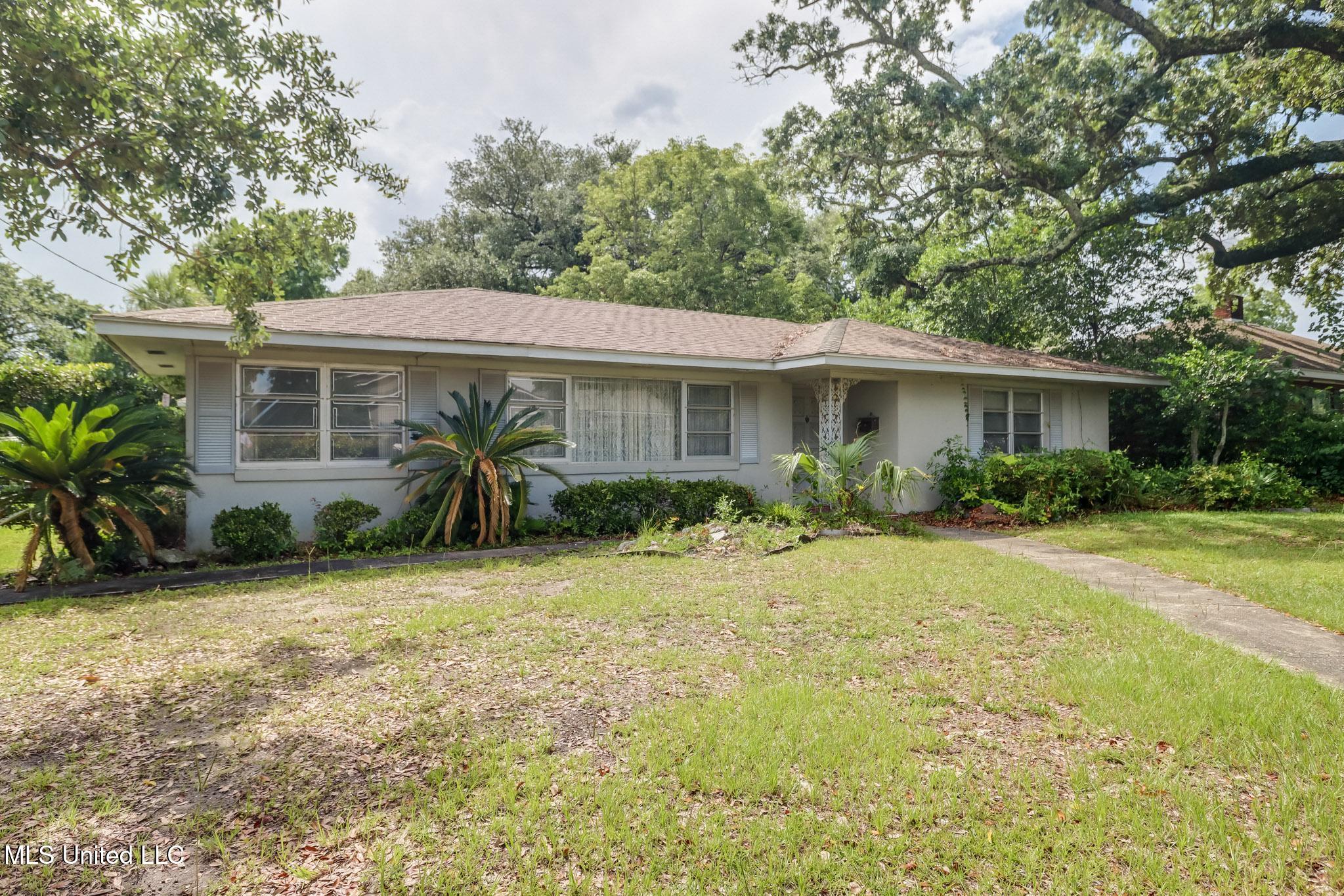 435 Forrest Avenue, Biloxi, Mississippi image 1