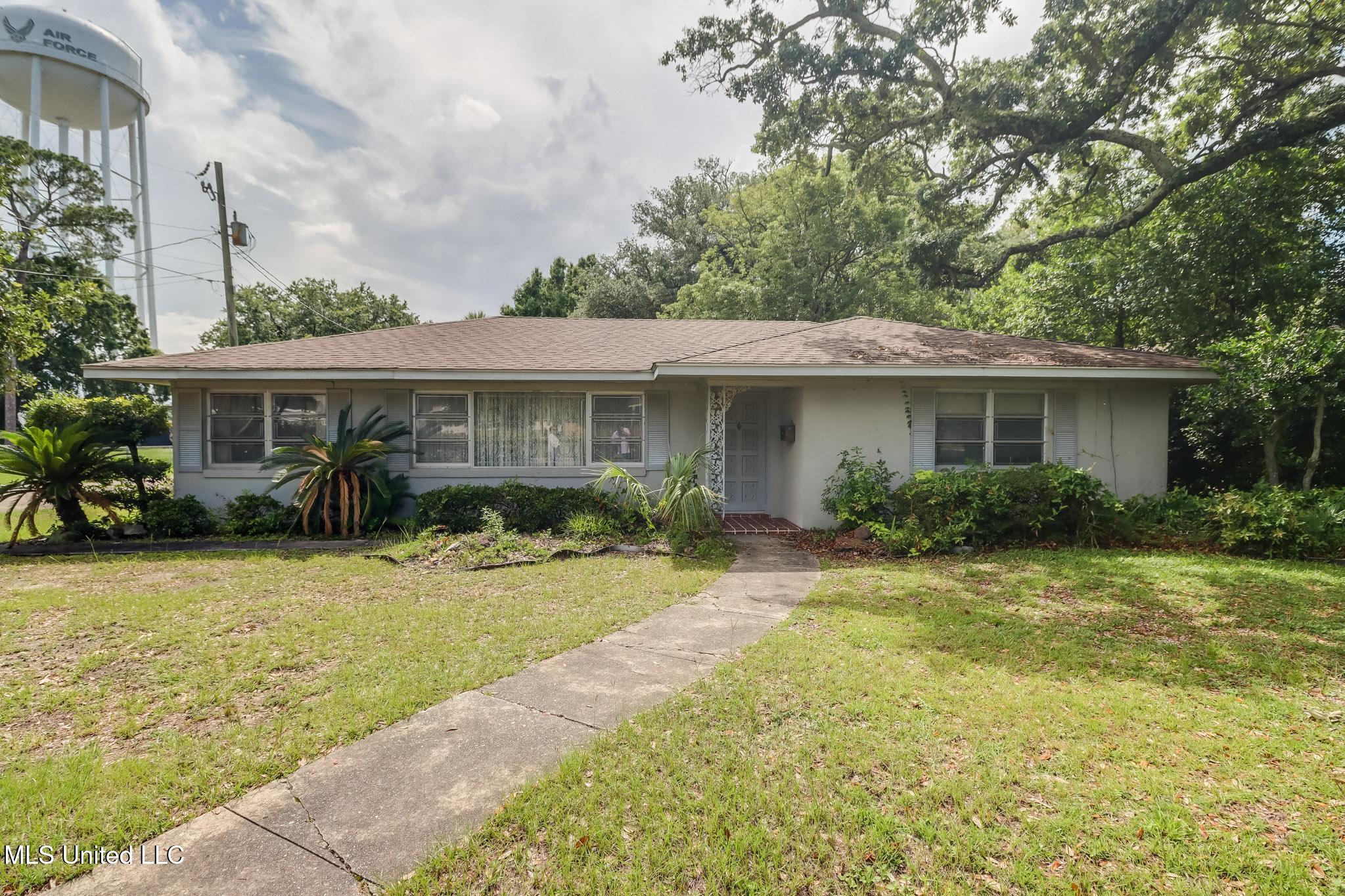 435 Forrest Avenue, Biloxi, Mississippi image 2
