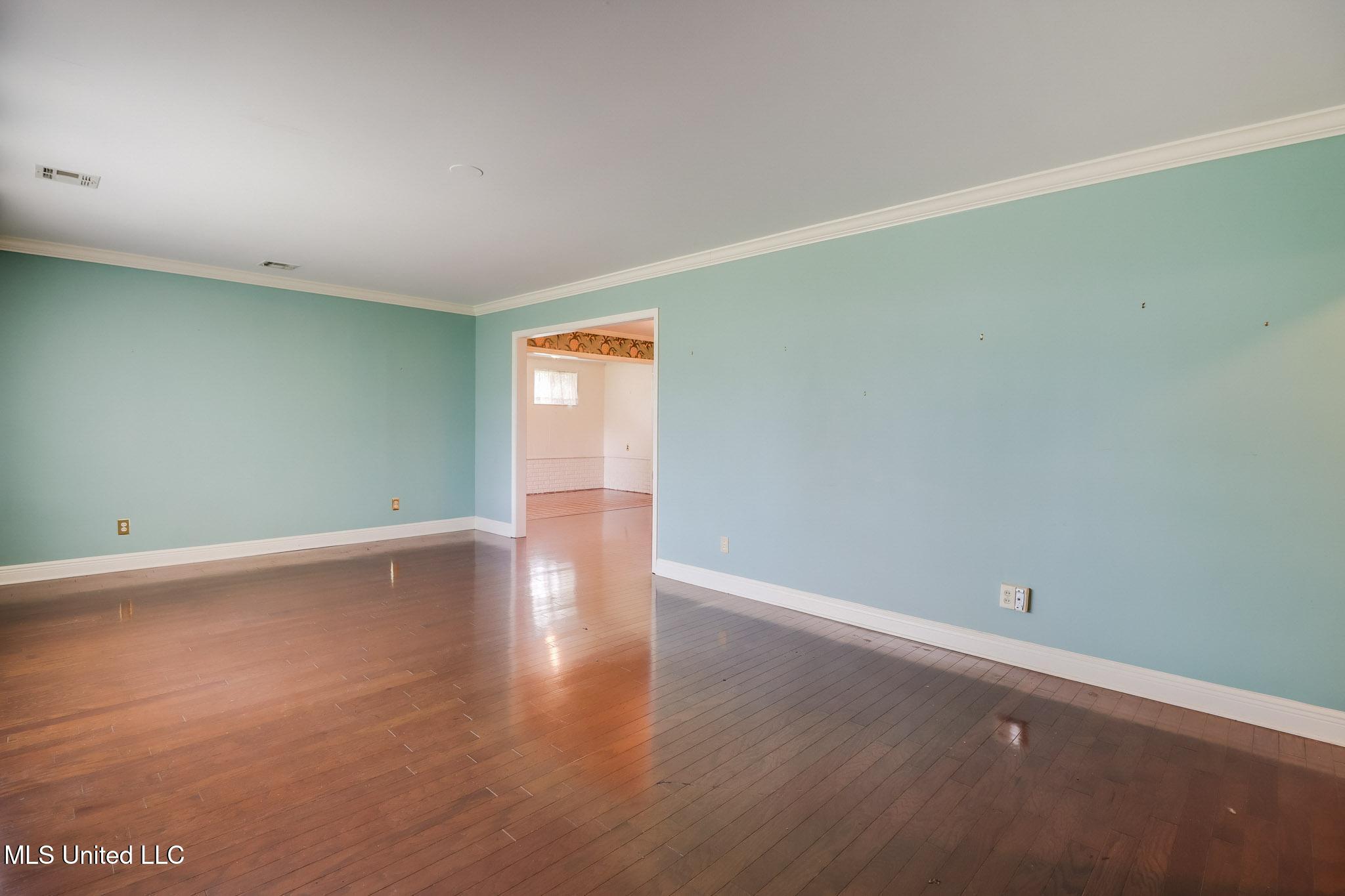 435 Forrest Avenue, Biloxi, Mississippi image 7