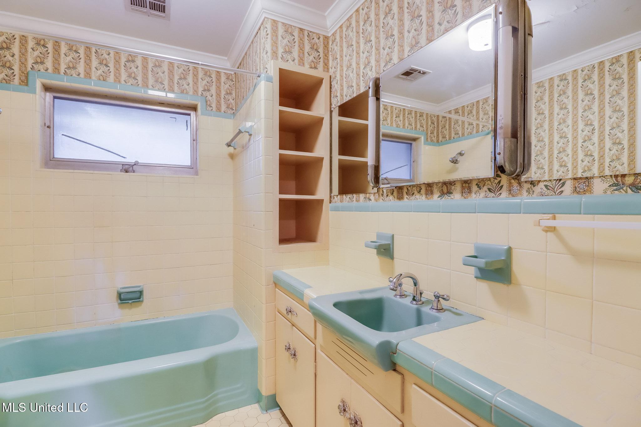 435 Forrest Avenue, Biloxi, Mississippi image 13