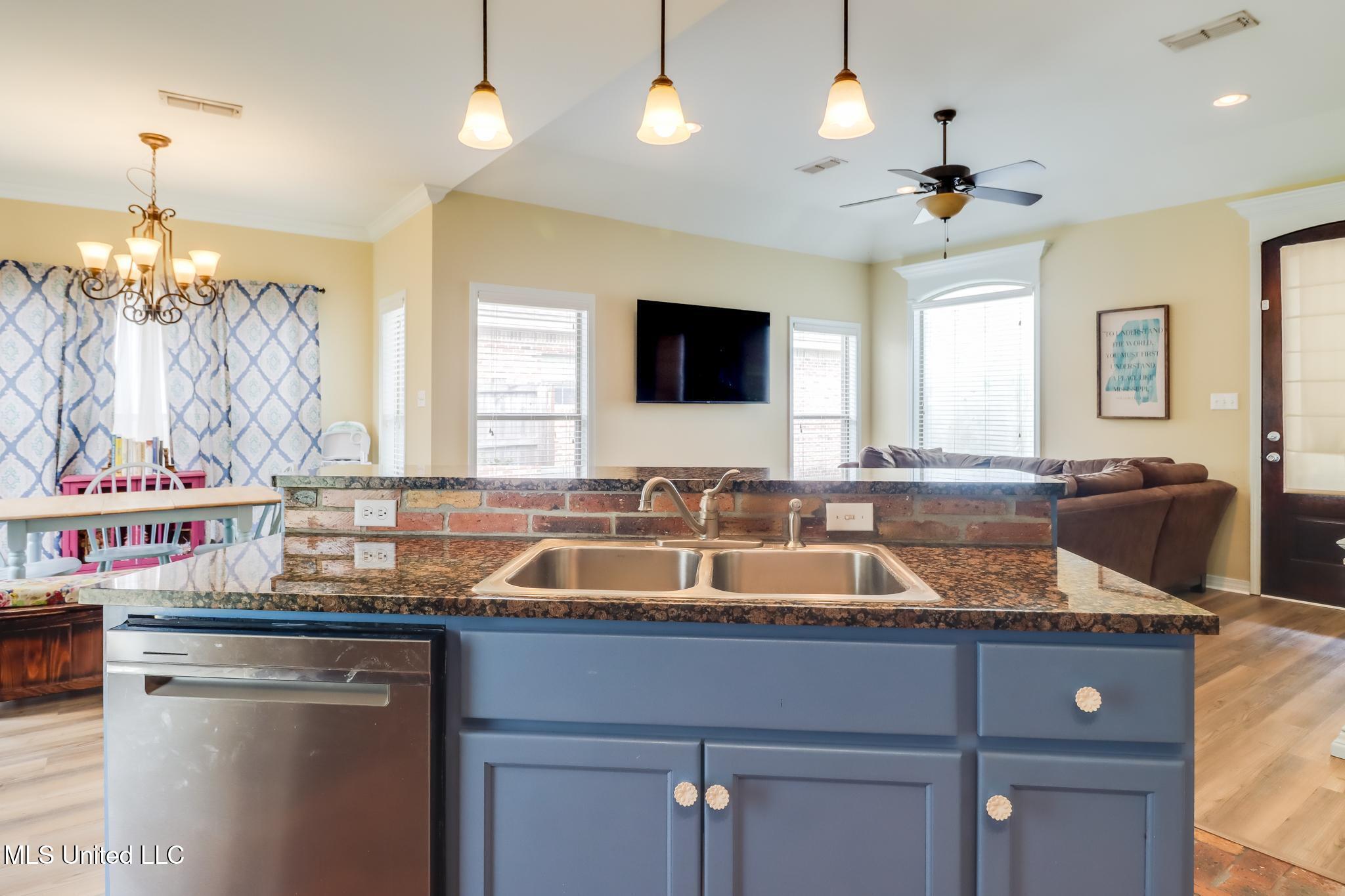 13033 Oakberry Lane, Gulfport, Mississippi image 10