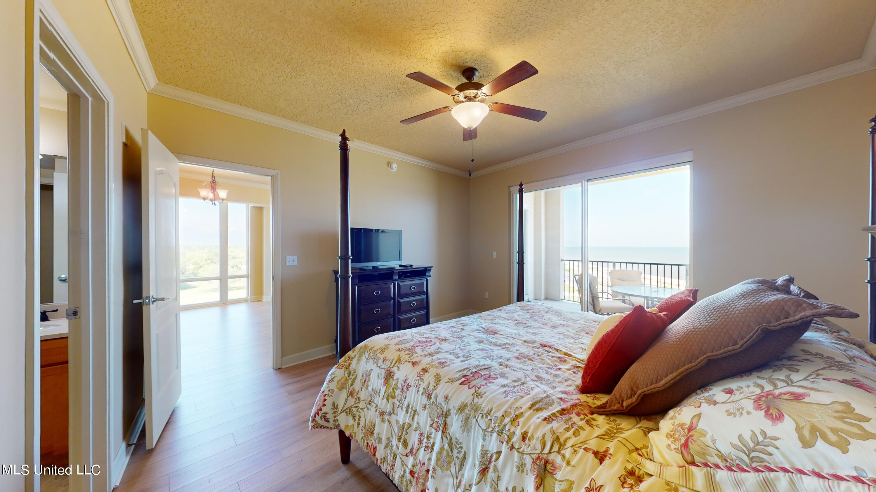 1200 Beach Drive #801, Gulfport, Mississippi image 8