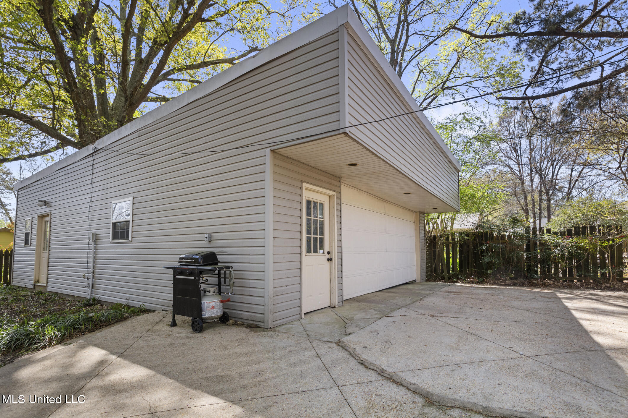 3992 Council Circle, Jackson, Mississippi image 27