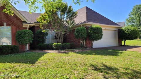 Homes For Rent - 5935 Telford Drive<br/> Southaven, MS 38671