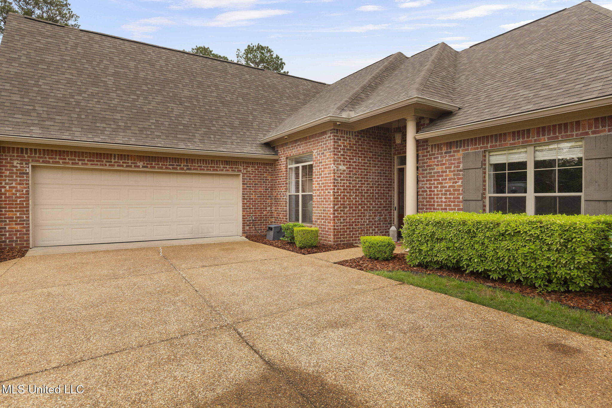 101 Marion Drive, Clinton, Mississippi image 7