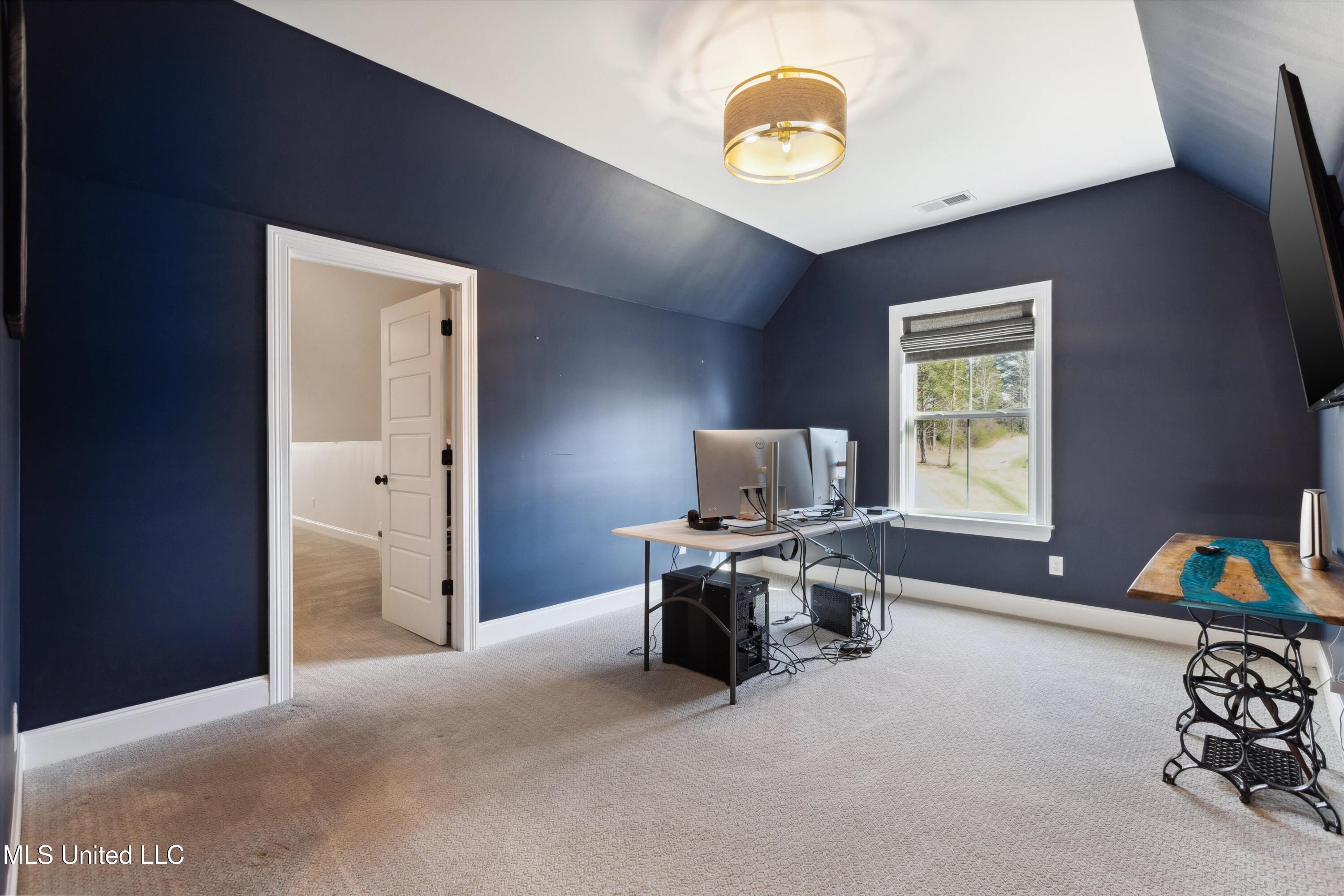 2848 S Cypress Lake Dr Drive, Olive Branch, Mississippi image 32
