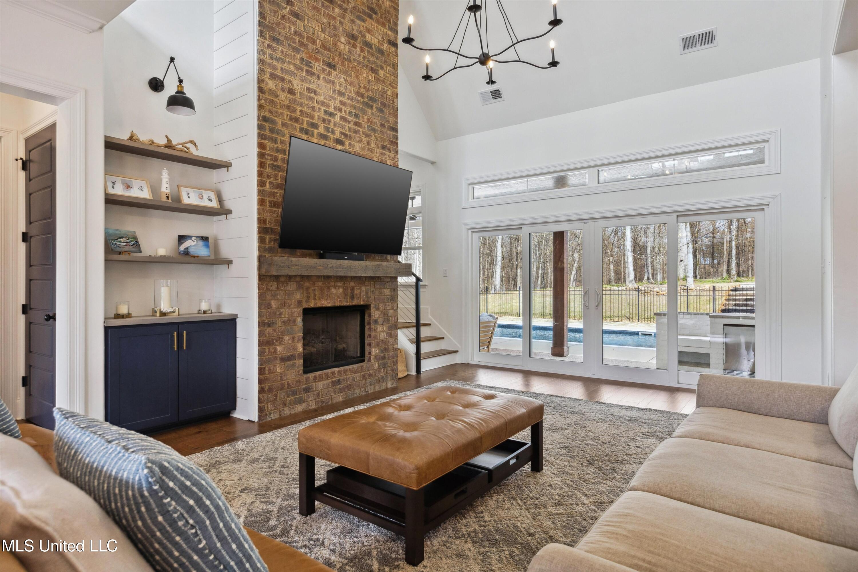 2848 S Cypress Lake Dr Drive, Olive Branch, Mississippi image 9