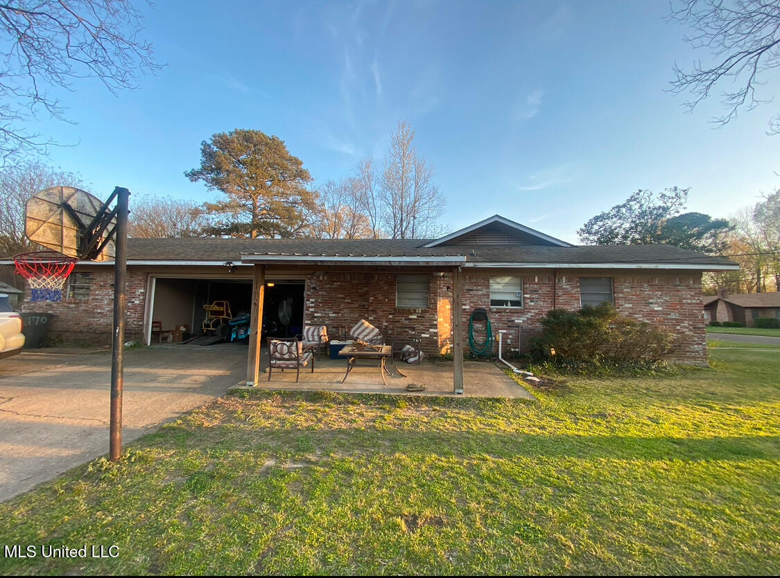 170 Belaire Drive, Pearl, Mississippi image 11