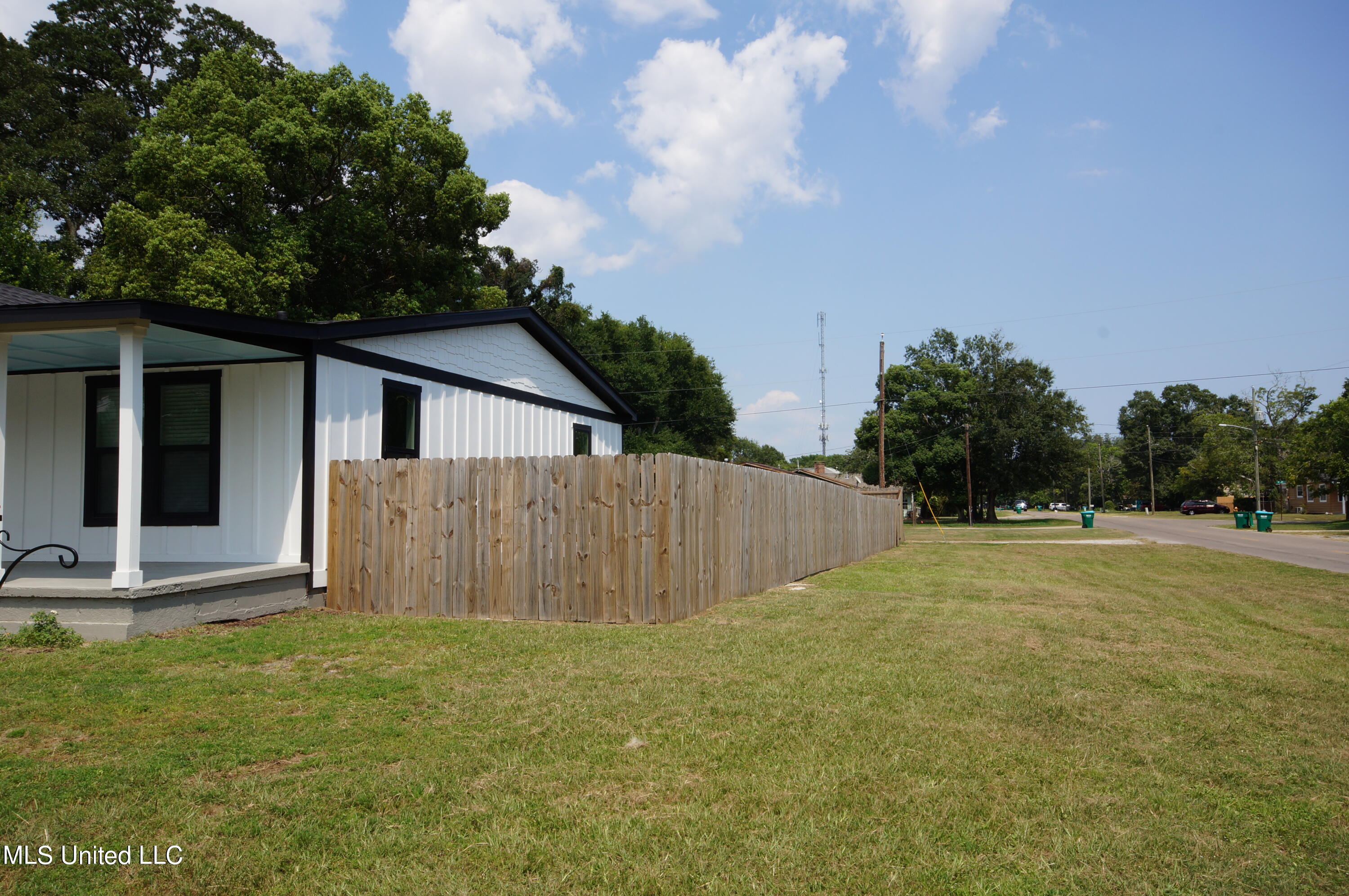 2200 19th Avenue, Gulfport, Mississippi image 31