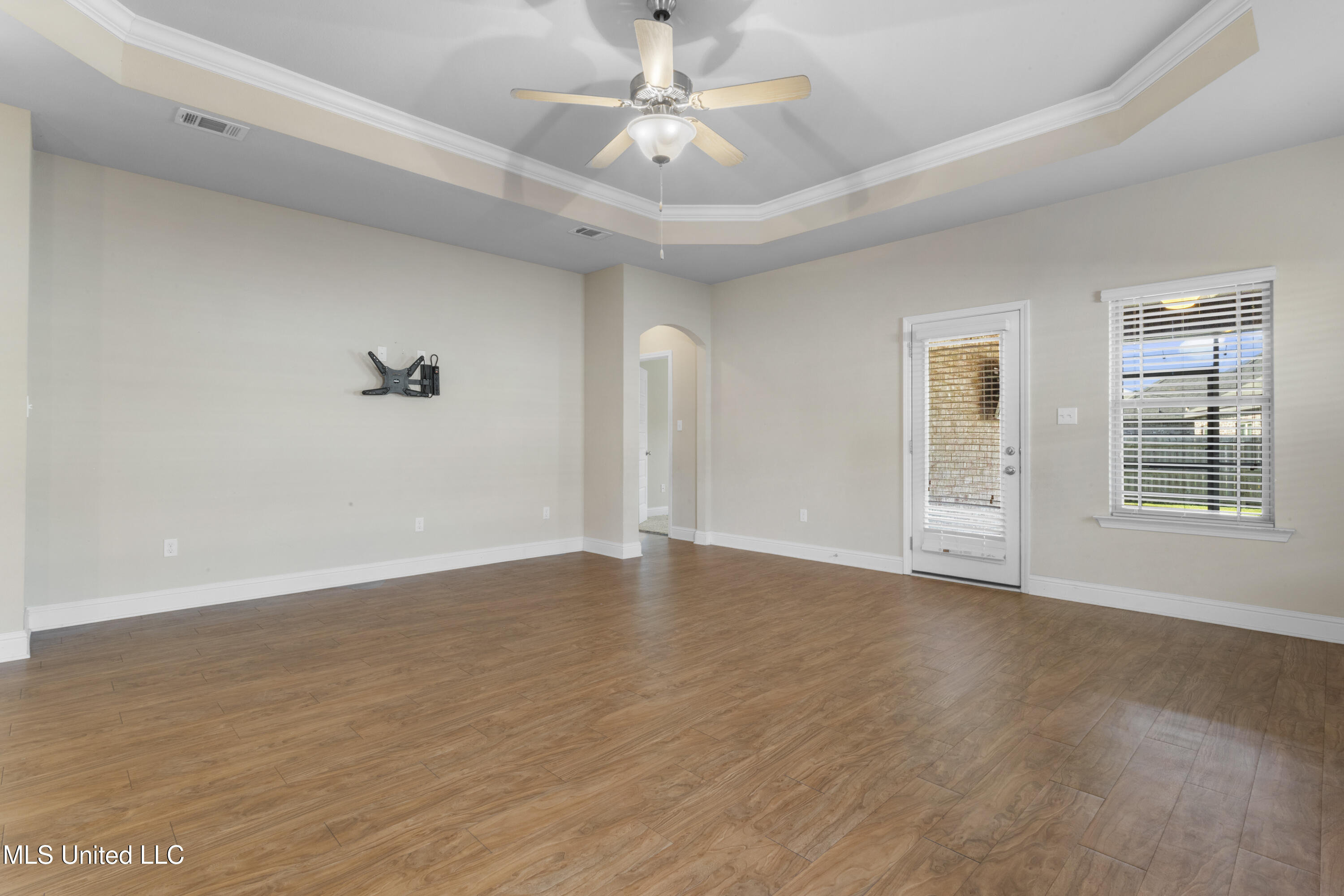 219 Sandy Drive, Ocean Springs, Mississippi image 9