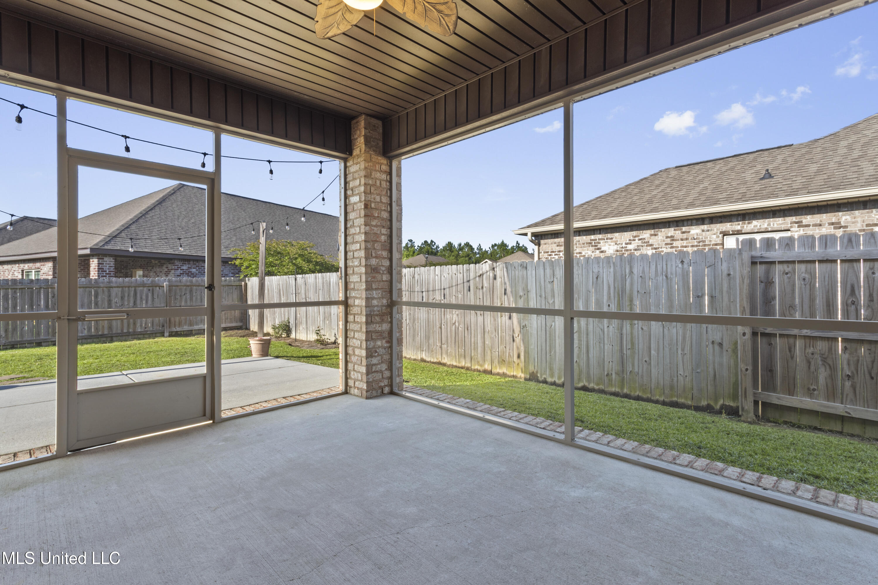 219 Sandy Drive, Ocean Springs, Mississippi image 24