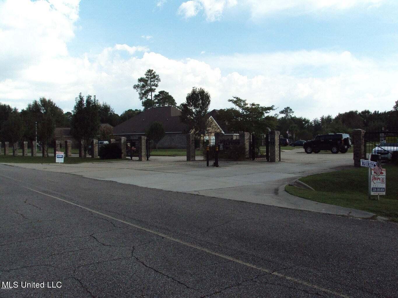 Lot 11 Perdido Boulevard, Gautier, Mississippi image 1