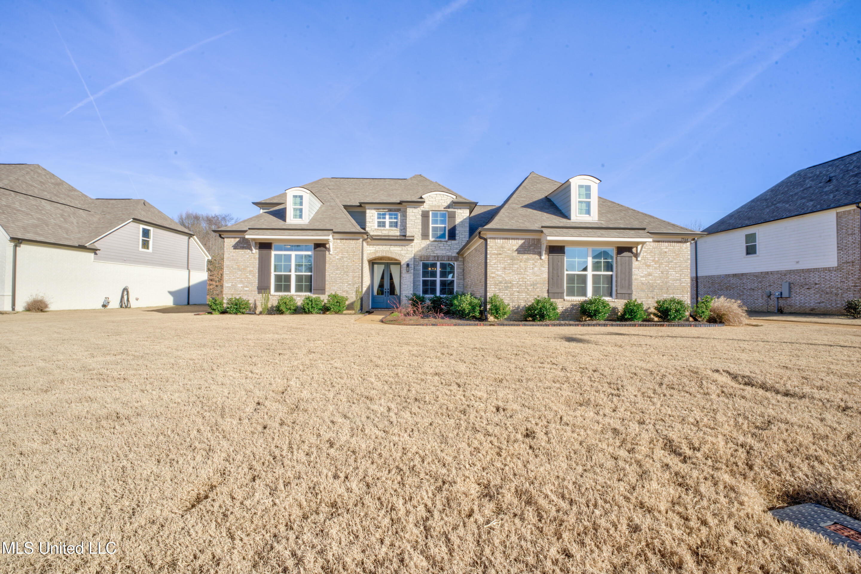 7564 Willowdale Drive, Olive Branch, Mississippi image 2