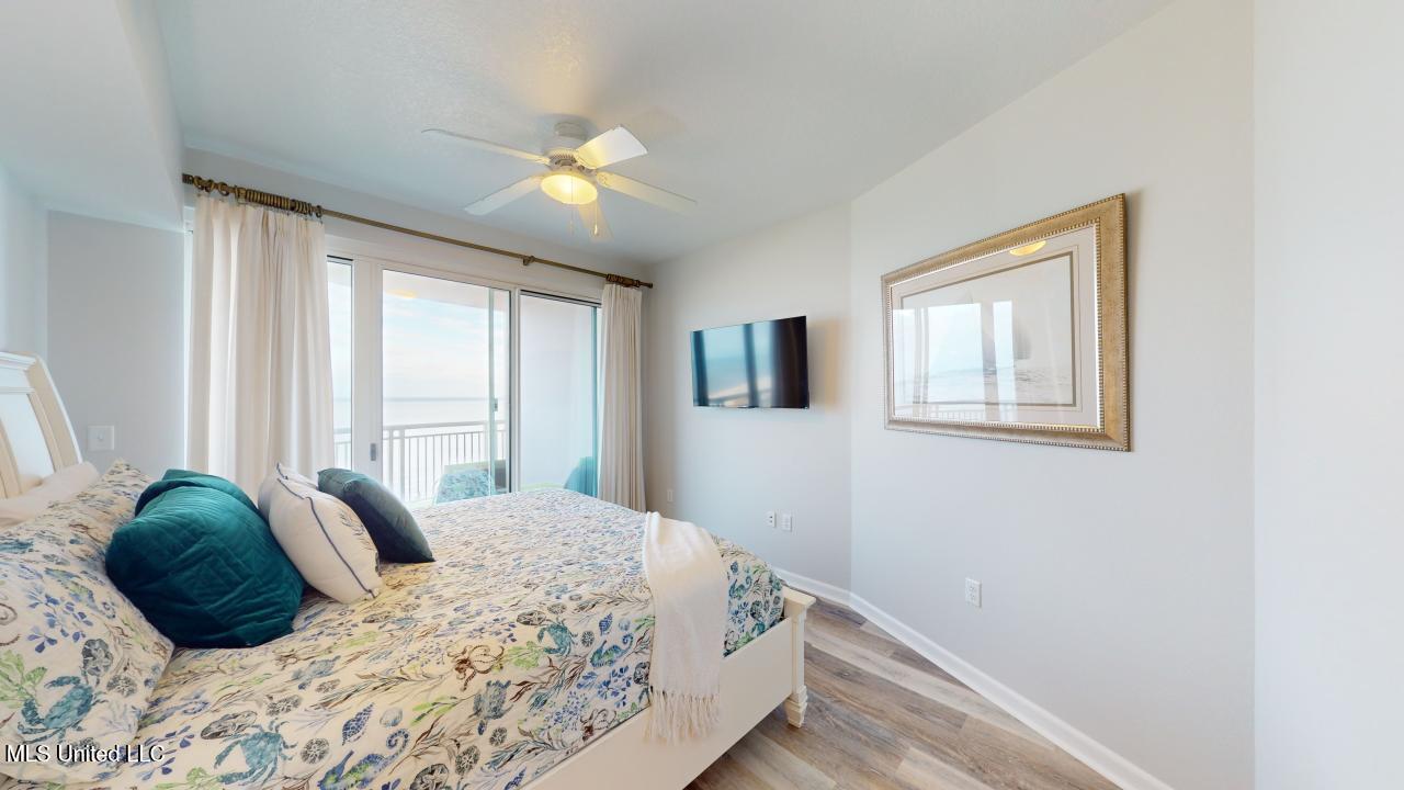 2228 Beach Drive #704, Gulfport, Mississippi image 11