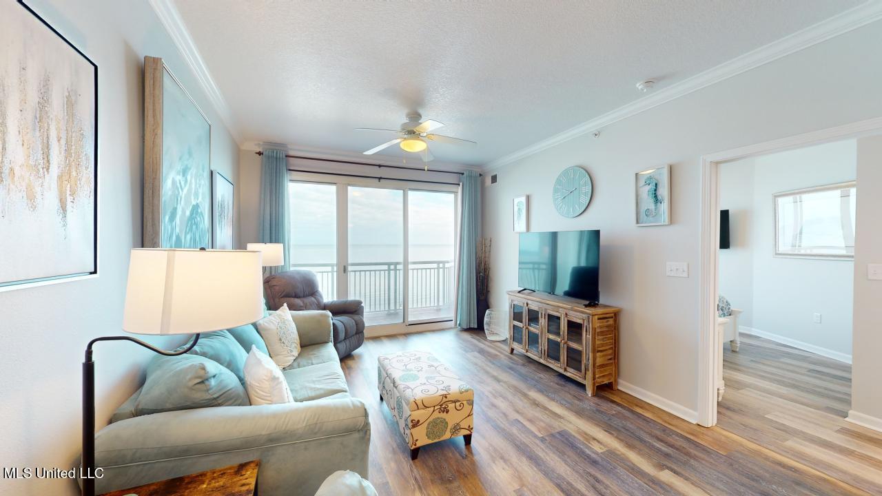 2228 Beach Drive #704, Gulfport, Mississippi image 4